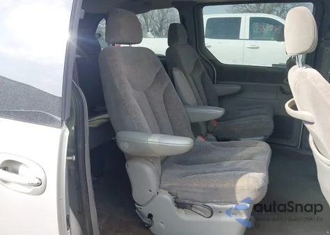 1999 Dodge Grand Caravan Le from USA, damaged, VIN 1B4GP54G4XB816946